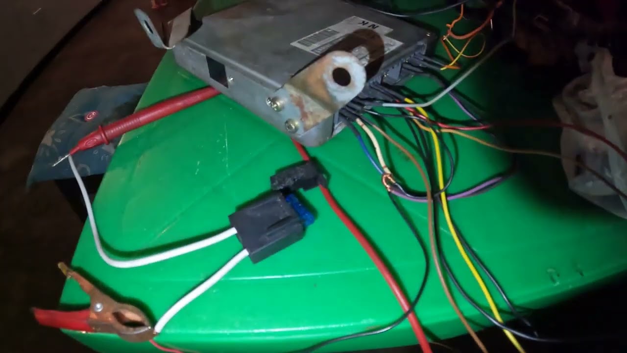 Banqueo de computadora  de Toyota 3VZ-  Toyota 4Runner 1995 pin out de ecu
