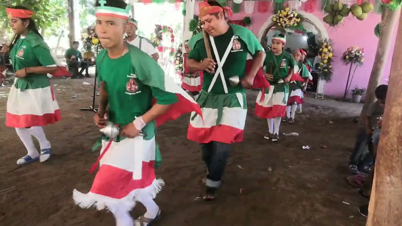 Las Danzas de los ind&iacute;genas Nahuas!!!