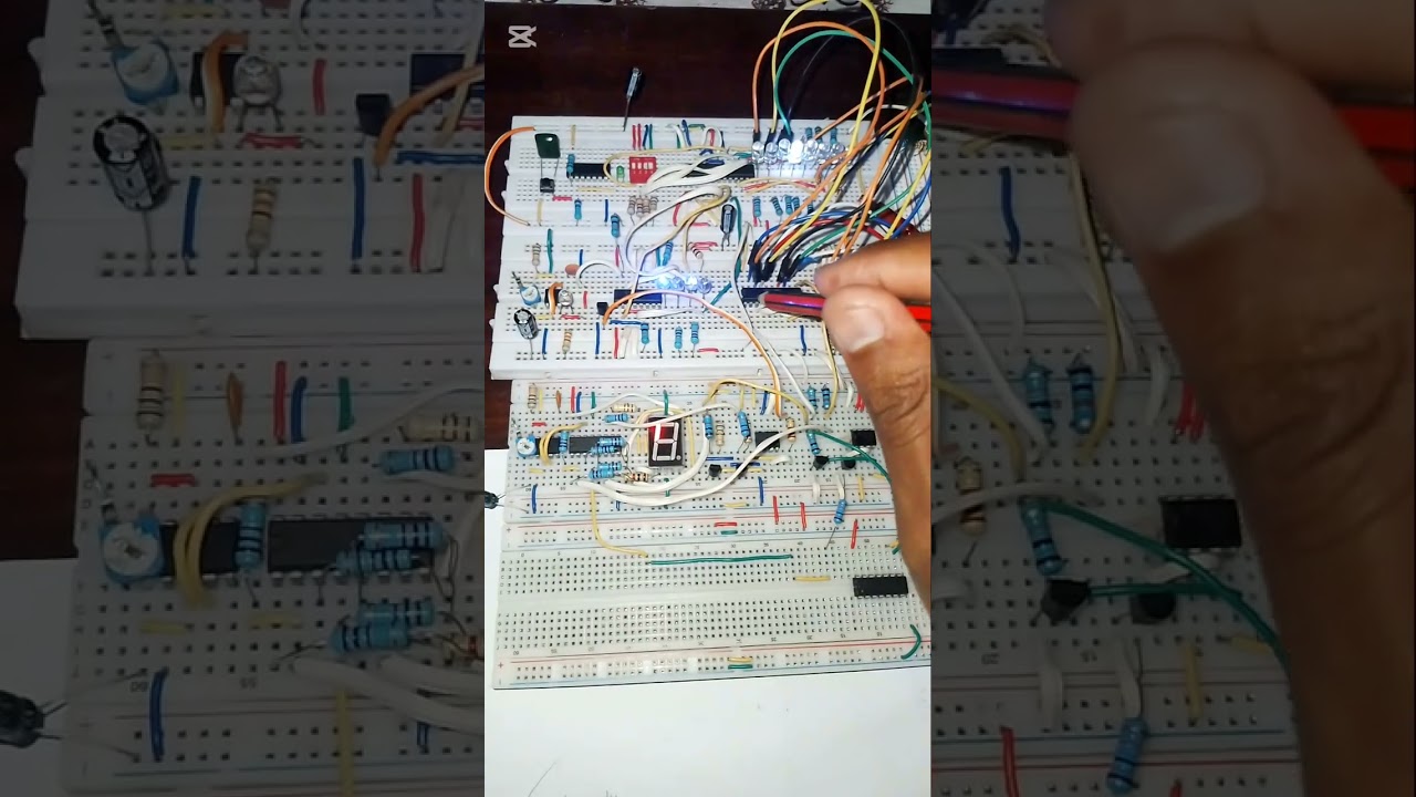 Mini Clock inside  control unit 🕛🕧🕜#cpu #computertechnic #geek #engineering #computer #digitallogic