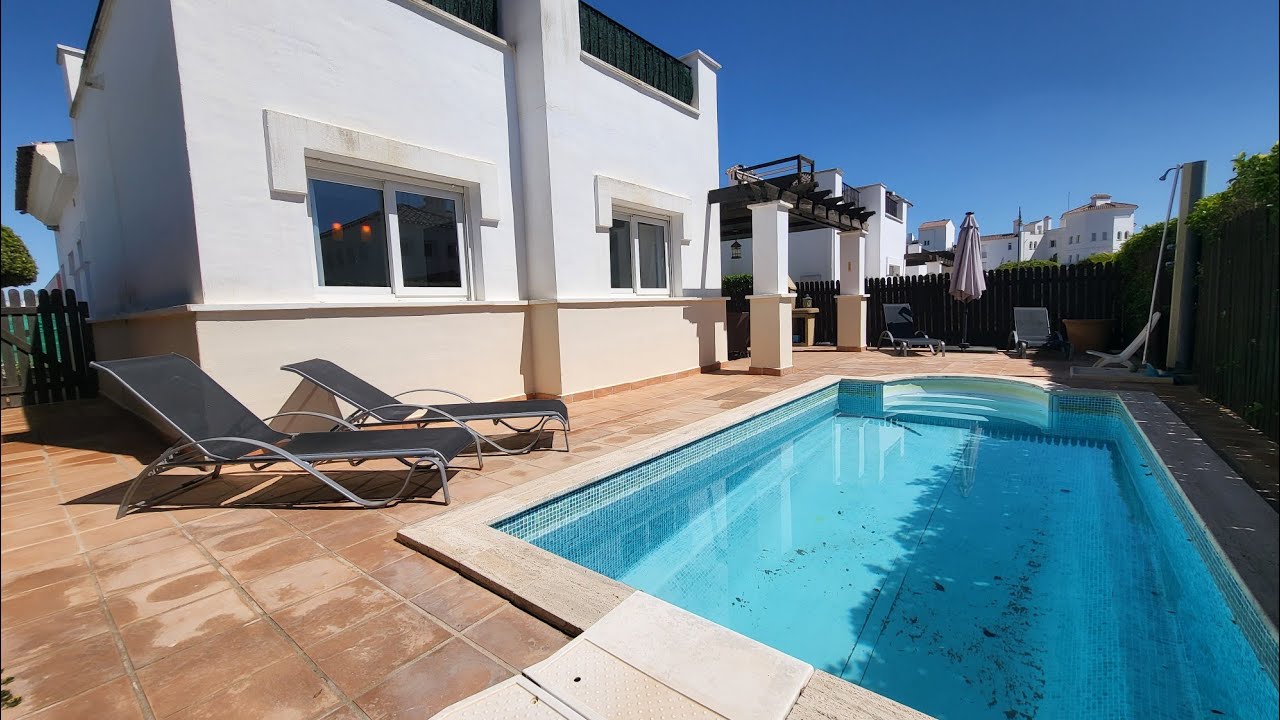 La Torre Golf Resort,  2 Bed 2 Bath South West Facing Sabina Villa With Pool,  199,995€  (LT1352)