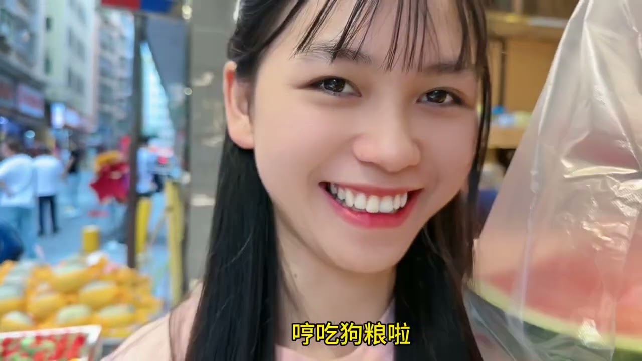 越南两姐妹挑战 在中国买菜做饭  看看100块钱都能买到什么东西呢