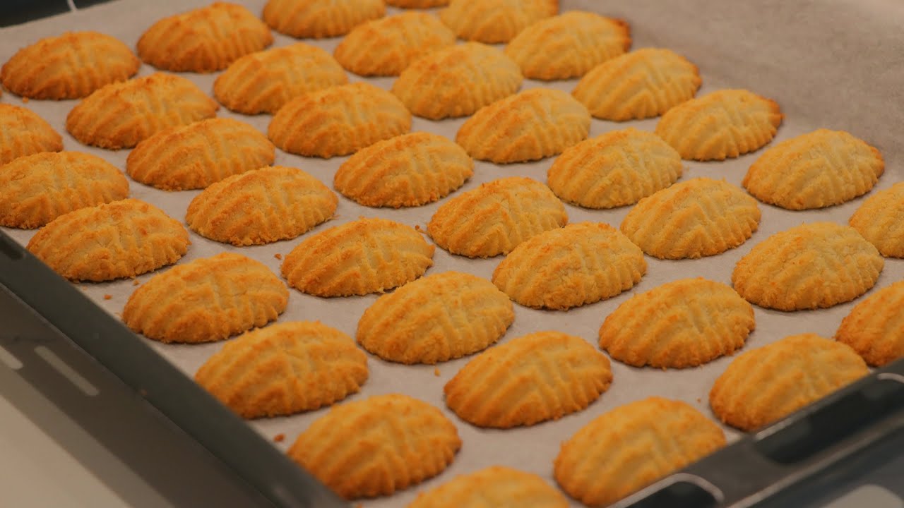 طريقتي لعمل بسكوت جوز الهند بسكوت شتوي🌨️بمكونات متوفره جمال ريحته عالقه في القلب😋biscuit recipe