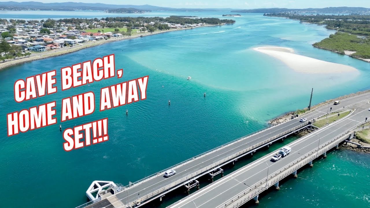 Travelling Australia: Heading To Sydney! Caves Beach and the Famous Summer Bay!