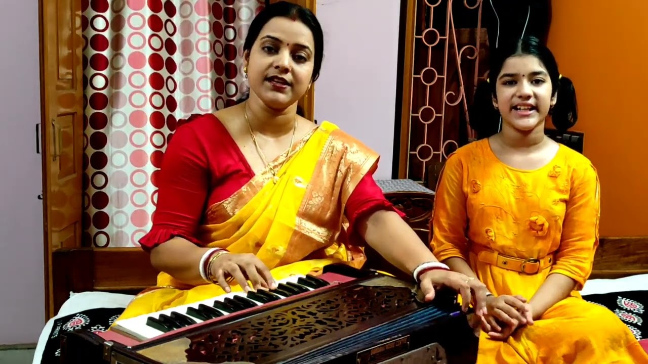 Aamar Matha Nata Kore Dao l আমার মাথা নত করে দাও হে l রবীন্দ্র সঙ্গীত l মা ও মেয়ের জুটি l