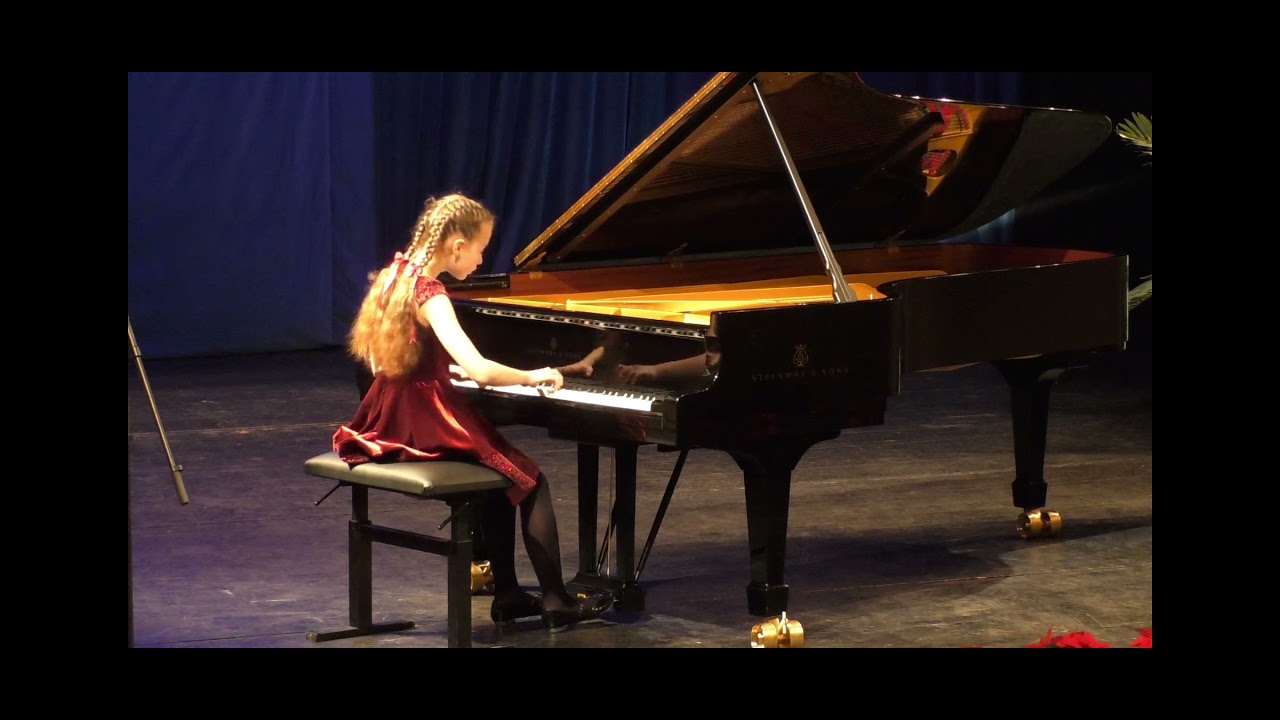 Nora Lubbadová (12 y.o.) - Ludwig van Beethoven : Sonata No.17 in D minor Op. 31, No. 2, Allegretto