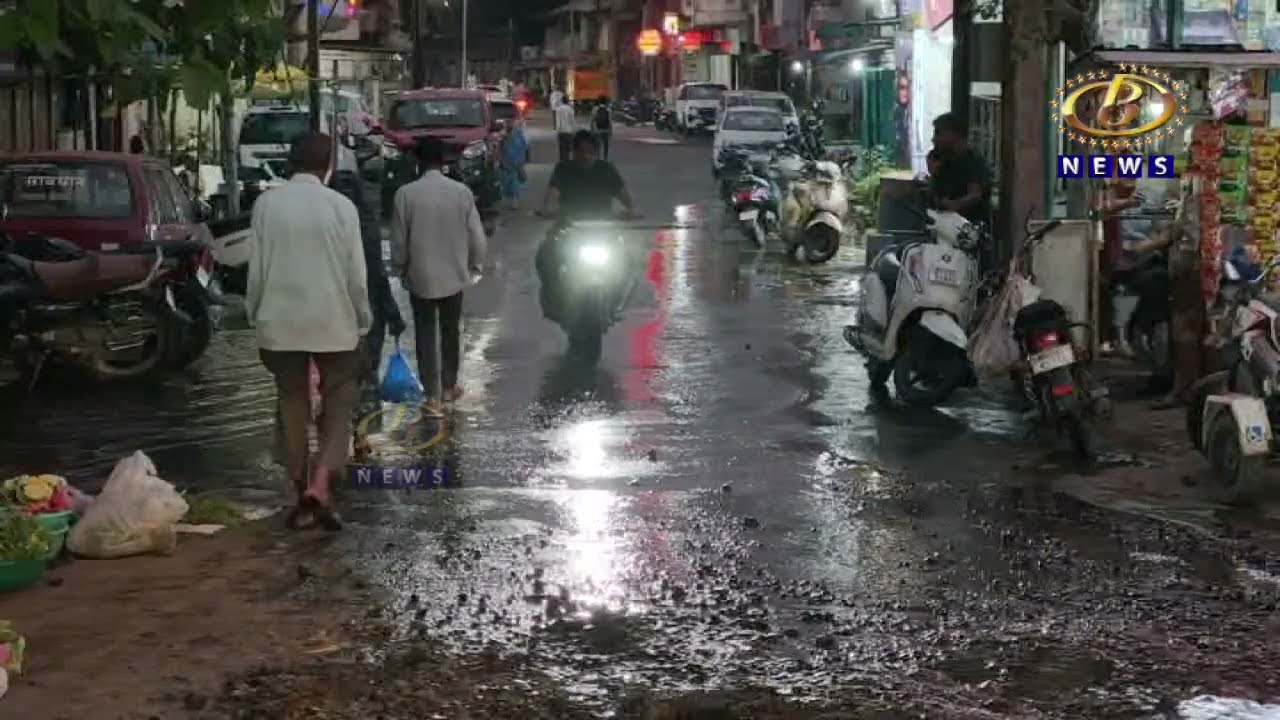 इचलकरंजीत खोदकाम करताना २ ठिकाणी जलवाहिनी फुटून लाखो लिटर पाणी थेट गटारीत, नागरिकांमधून संताप