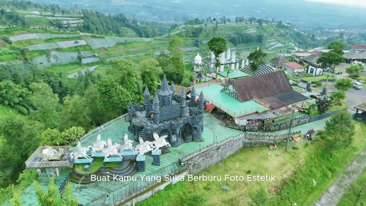 Jalan Menuju Langit di Magelang! Keindahan Tol Kahyangan Bikin Takjub