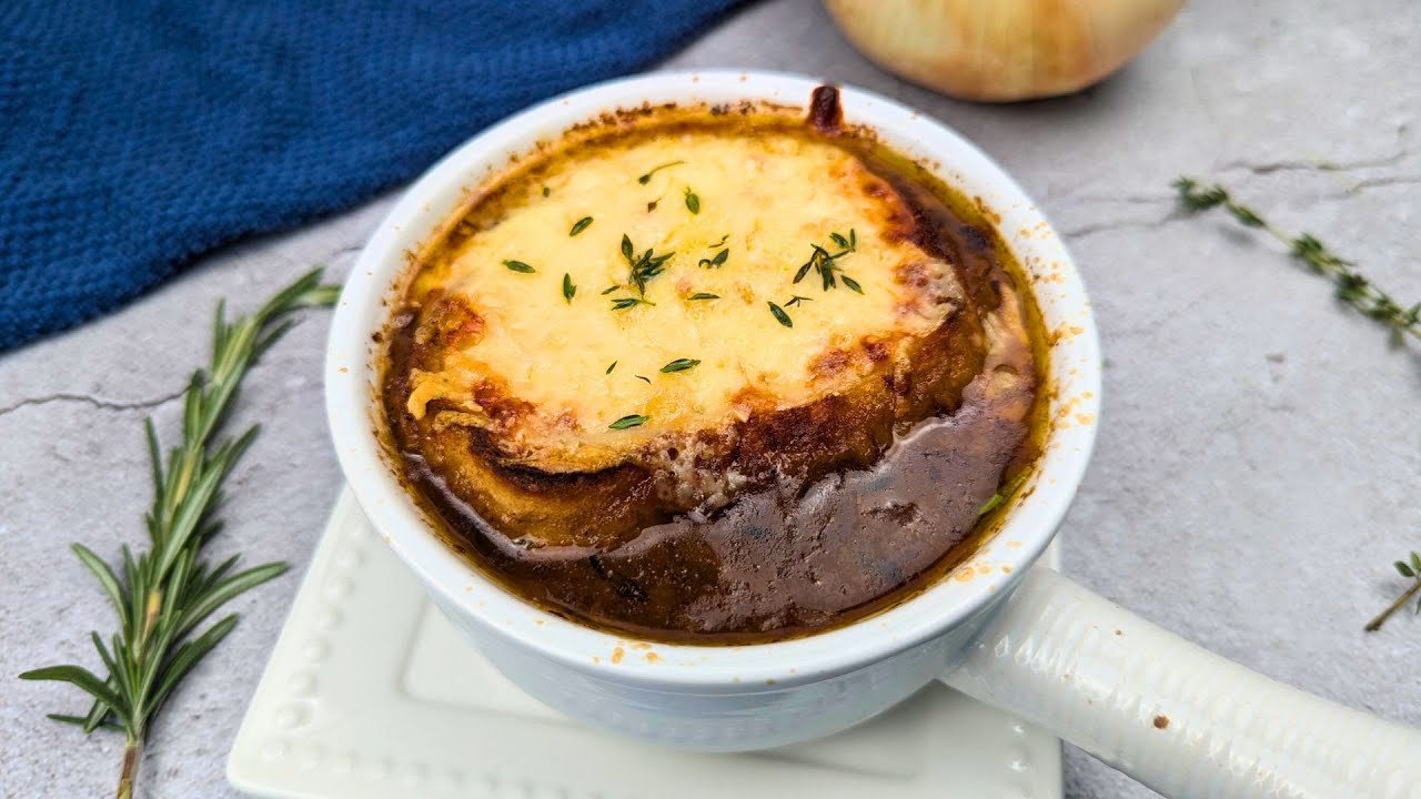BEST French Onion Soup Recipe | How To Make French Onion Soup | Berry Berry Life