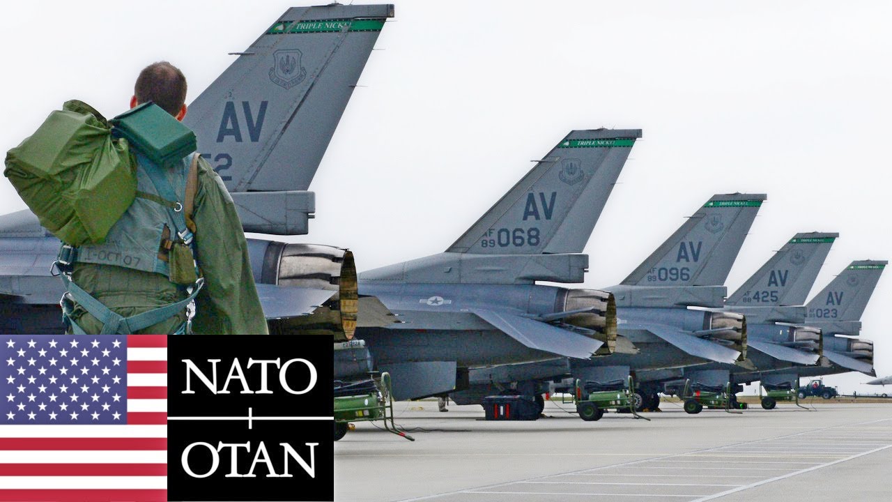 ВВС США, НАТО. Мощные истребители F-16 Fighting Falcon в Болгарии.