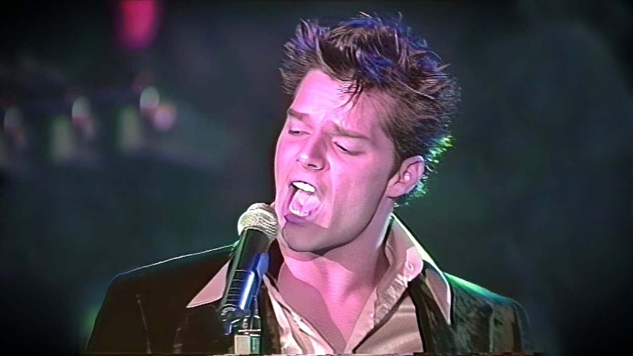 RICKY MARTIN | Bomb&oacute;n De Az&uacute;car (Premios Eres 1997 HD)