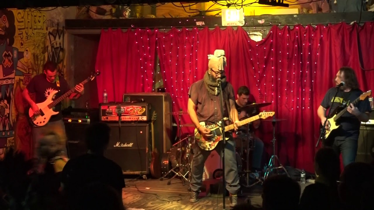 Footage of NIL8 @ Black Sheep Cafe, Springfield, IL (December 21, 2018)