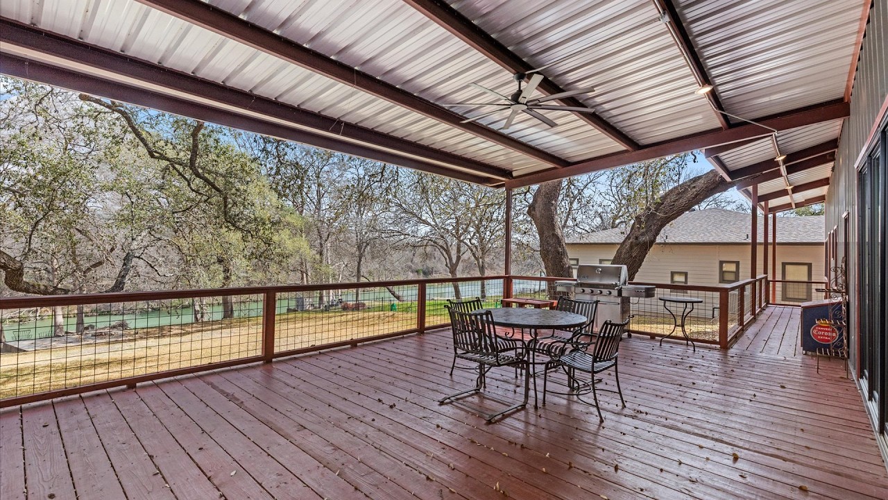 276 Meadow Lake Dr.