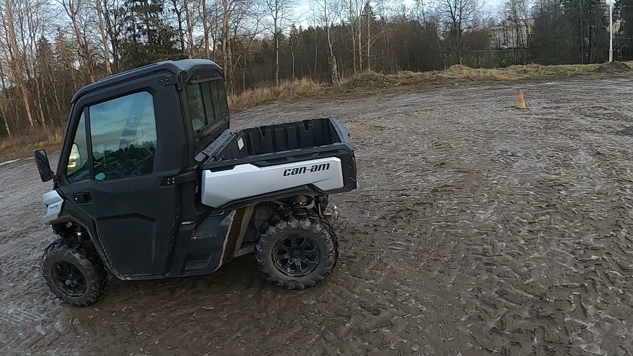 Can Am Traxter HD8 Silver Pro traktorimönkijän turvallinen käyttäminen