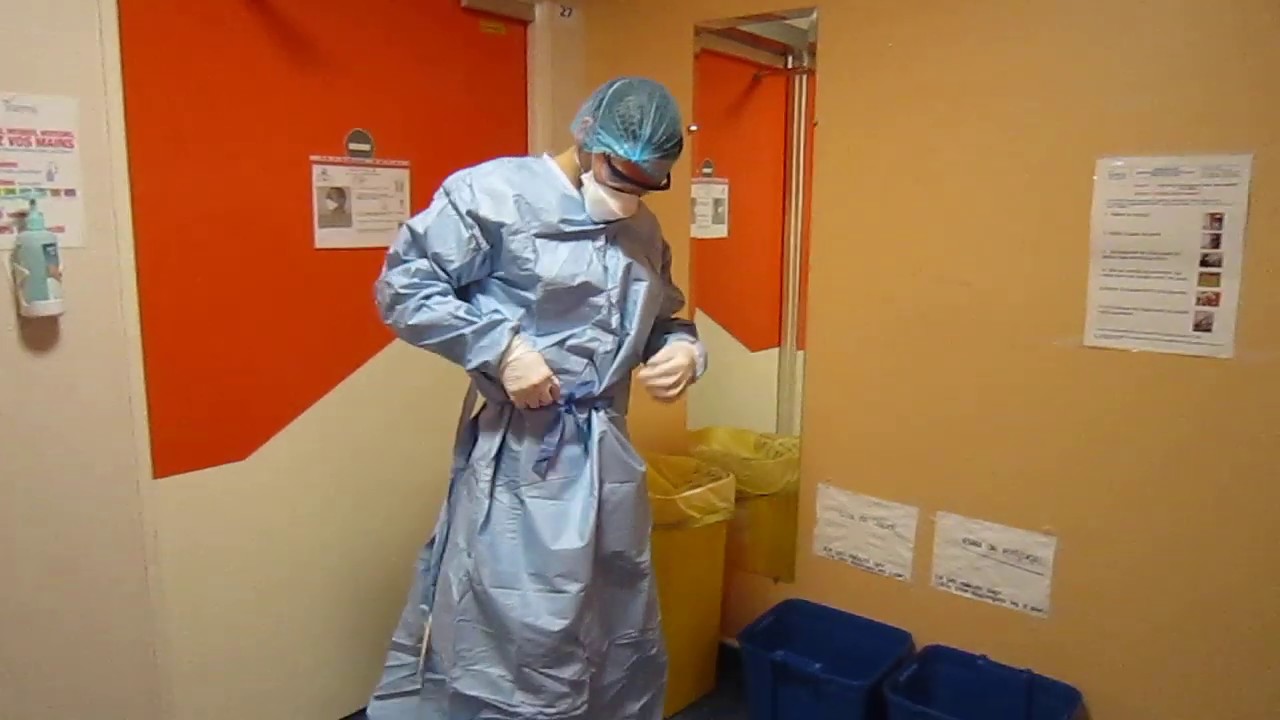 Procédure de déshabillage avec casaque - Hôpital Bichat - Claude-Bernard, AP-HP