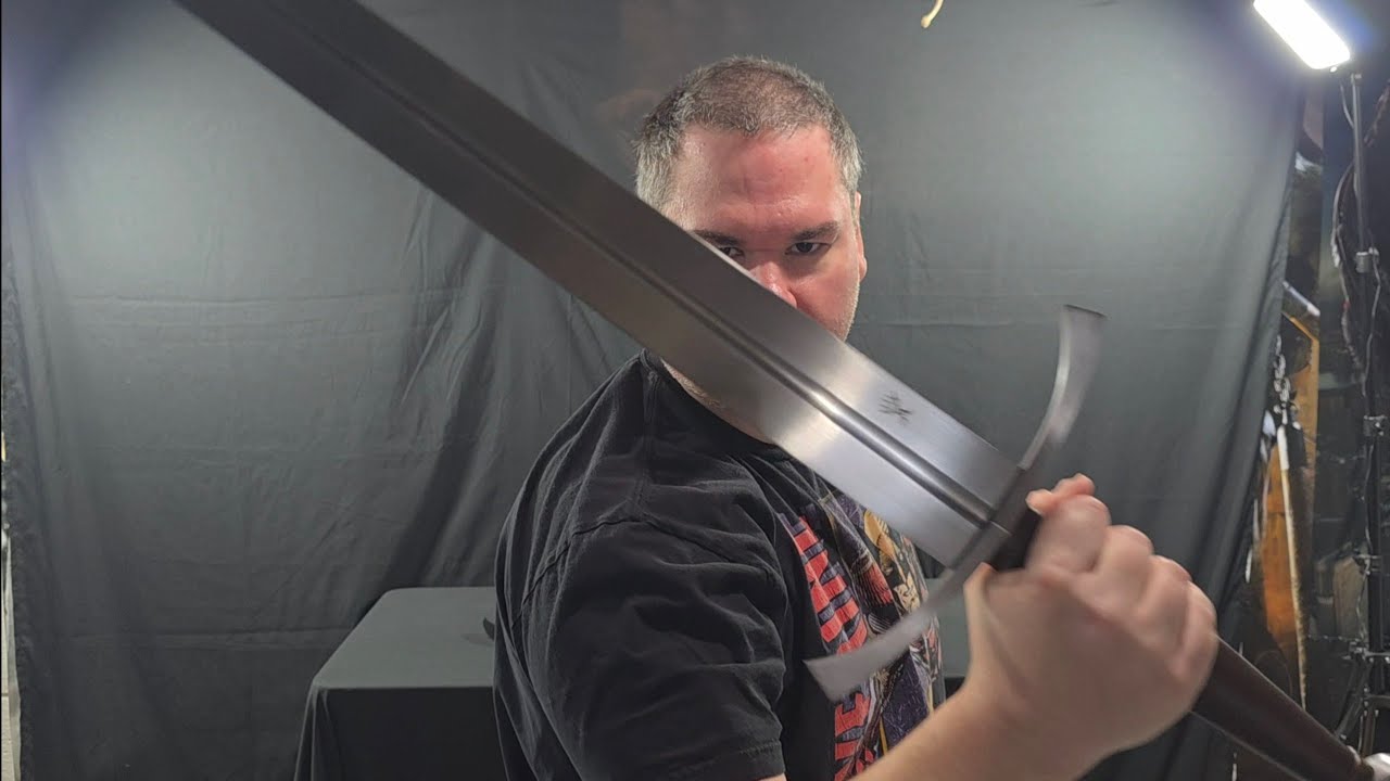 Valiant Armory unboxing and first impressions 