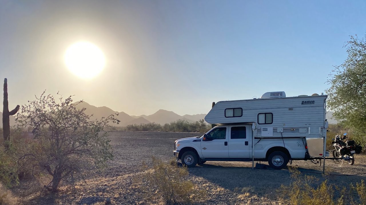 Scaddan Wash BLM — бесплатный кемпинг/отдых в пустыне — Quartzsite, Аризона
