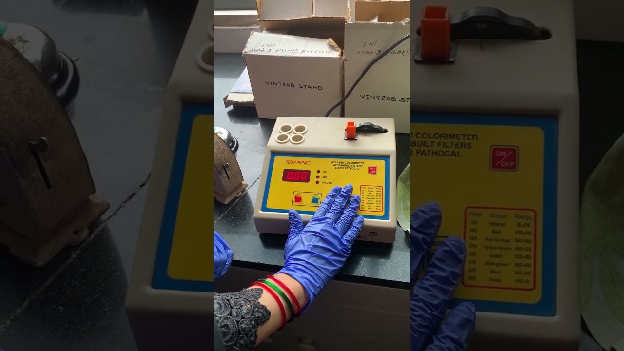 Taking reading in Colorimeter