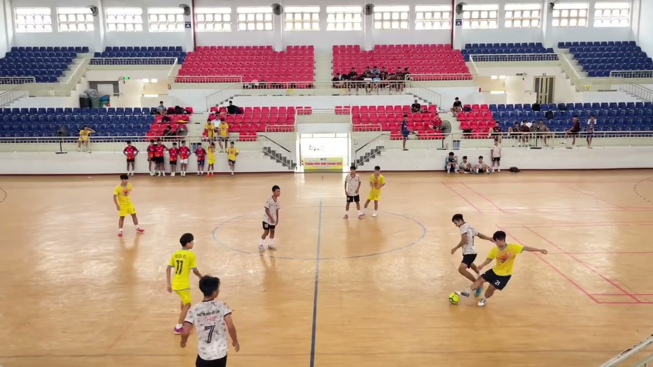 ngày 12 tháng 10, 2025