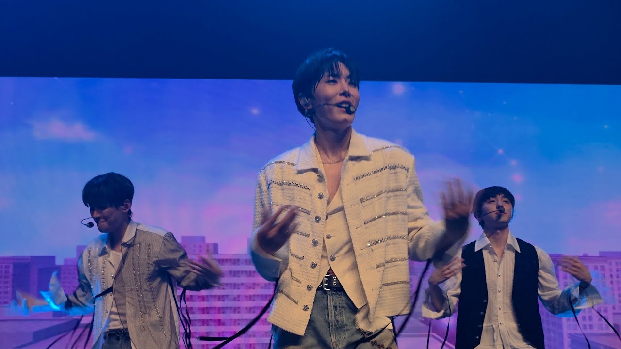 SF9 (에스에프나인) - Just On My Way [LOVE DAWN IN PARIS] 🇨🇵