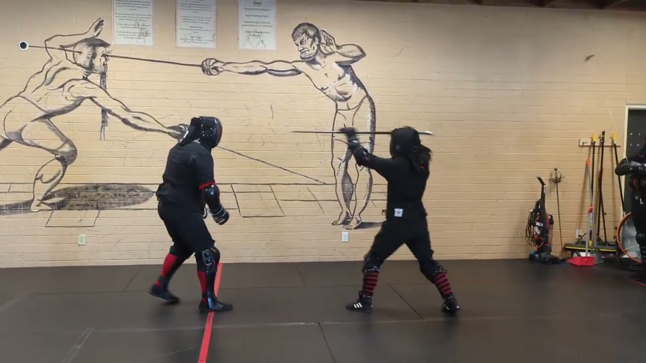 Playing around with the new Castile armory sparring bowie knife vs longsword and other blades.