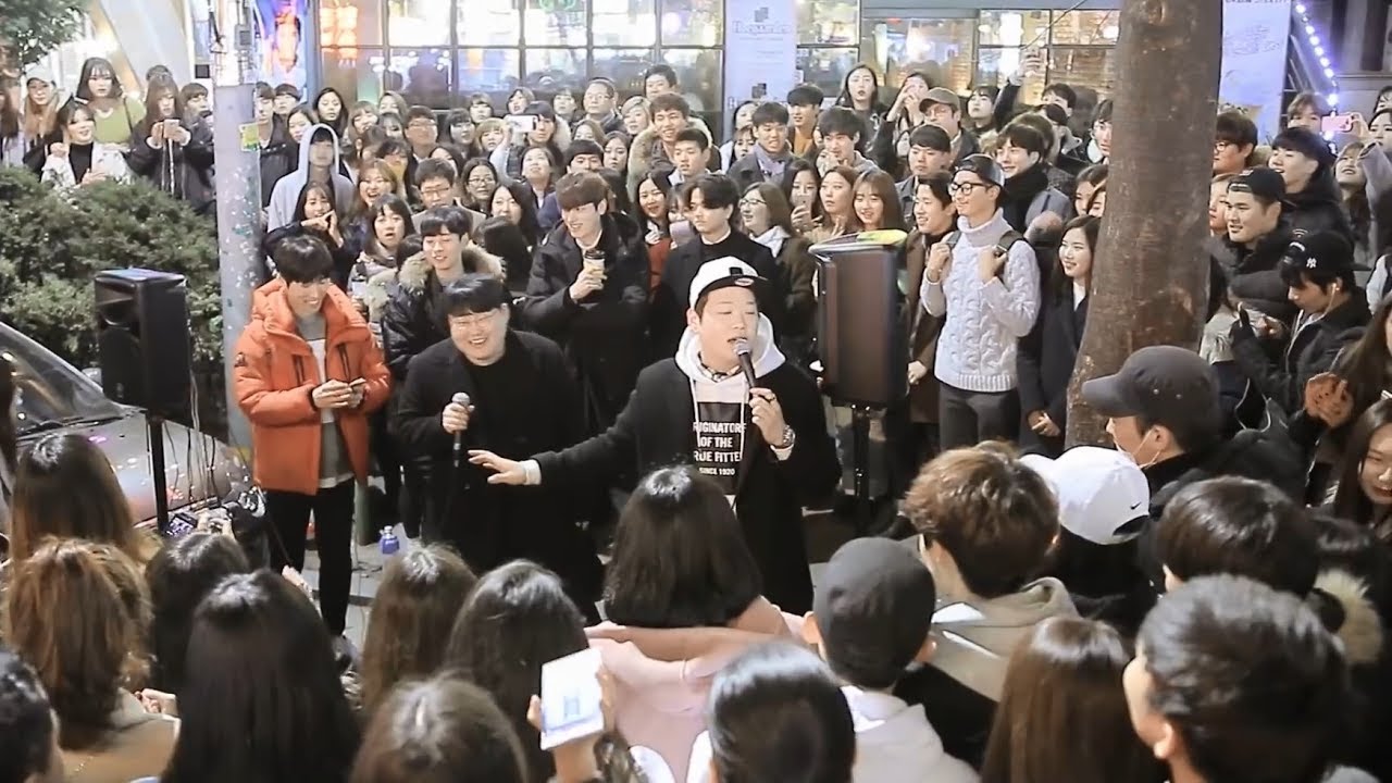 버스킹 중 실제 가수 갑자기 난입 ㄷㄷ 투빅 '요즘 바쁜가봐' 레전드 라이브 떼창(하비 클라스)