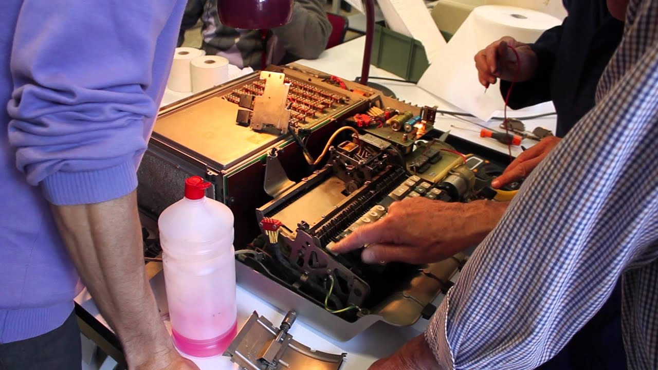 Olivetti Programma 101 al Laboratorio MuseoTecnologicamente di Ivrea