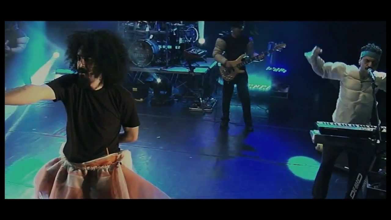 Caparezza - La mia parte intollerante (tratto dal DVD 