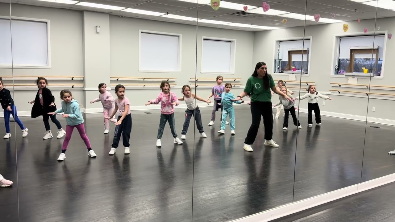 Newest dance for lee pt 2*dont own rights to music*