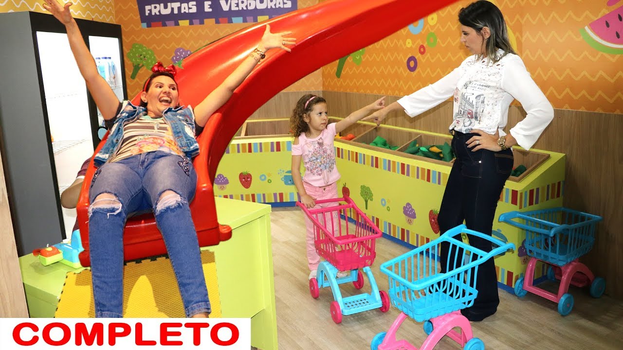 MAMÃE E FILHA BRINCANDO NO PARQUINHO E  MERCADO DE BRINQUEDO