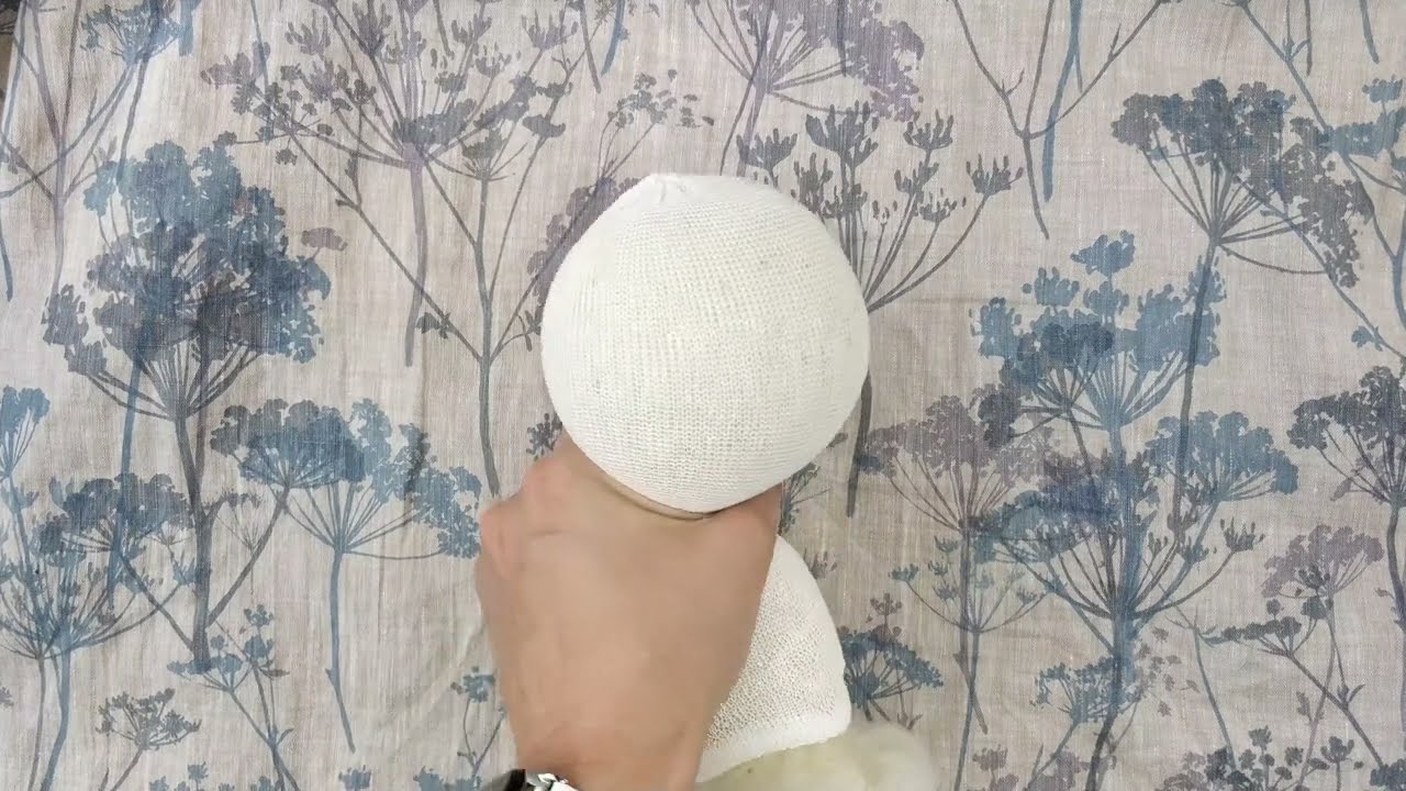 How to make a waldorf doll head?