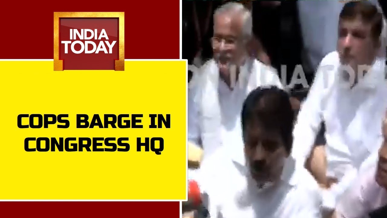 WATCH: Delhi Police Storms Inside Congress HQ As Party Leaders Protest Over ED Summon To Gandhis