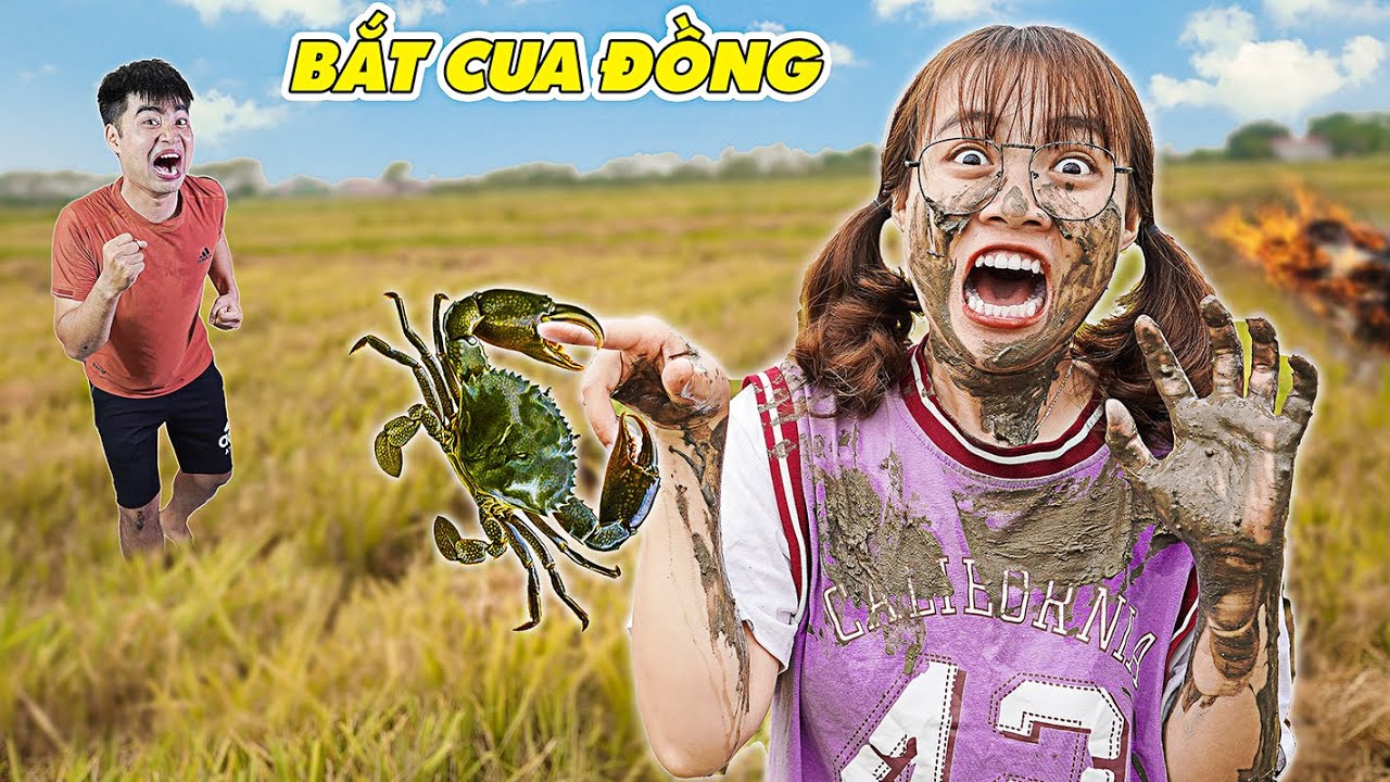 Thử Thách Lần Đầu Đi Bắt Cua Của Hà Sam - Catching crab in land & Cooking crab eating delicious