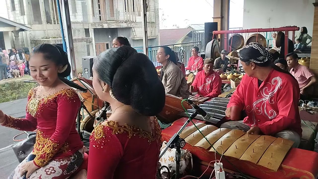 GENDING TARIAN BANYUMAS EBEG CANDI LARAS
