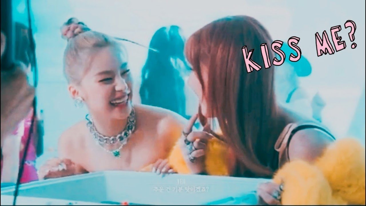 chaerji moments| Nobody But U🍒