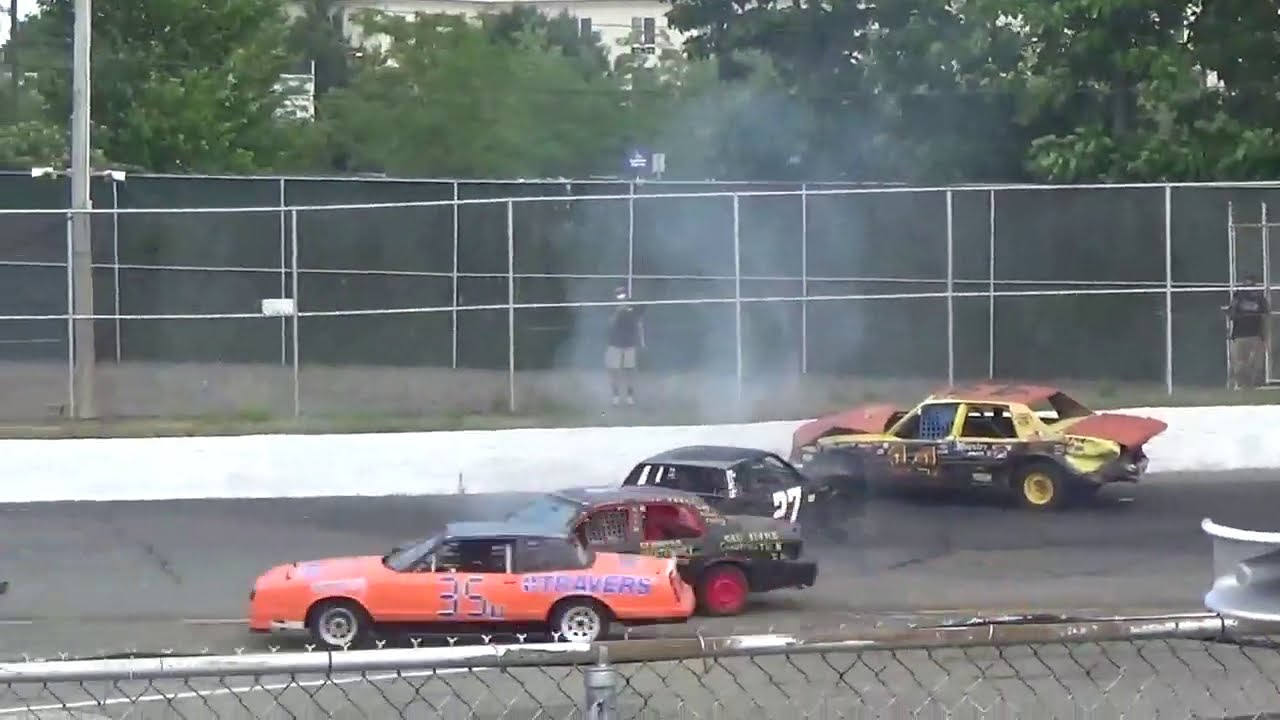 RACING IS BACK at Riverhead Raceway - 50 Lap 8-Cylinder Gut & Go ENDURO 7/26/20