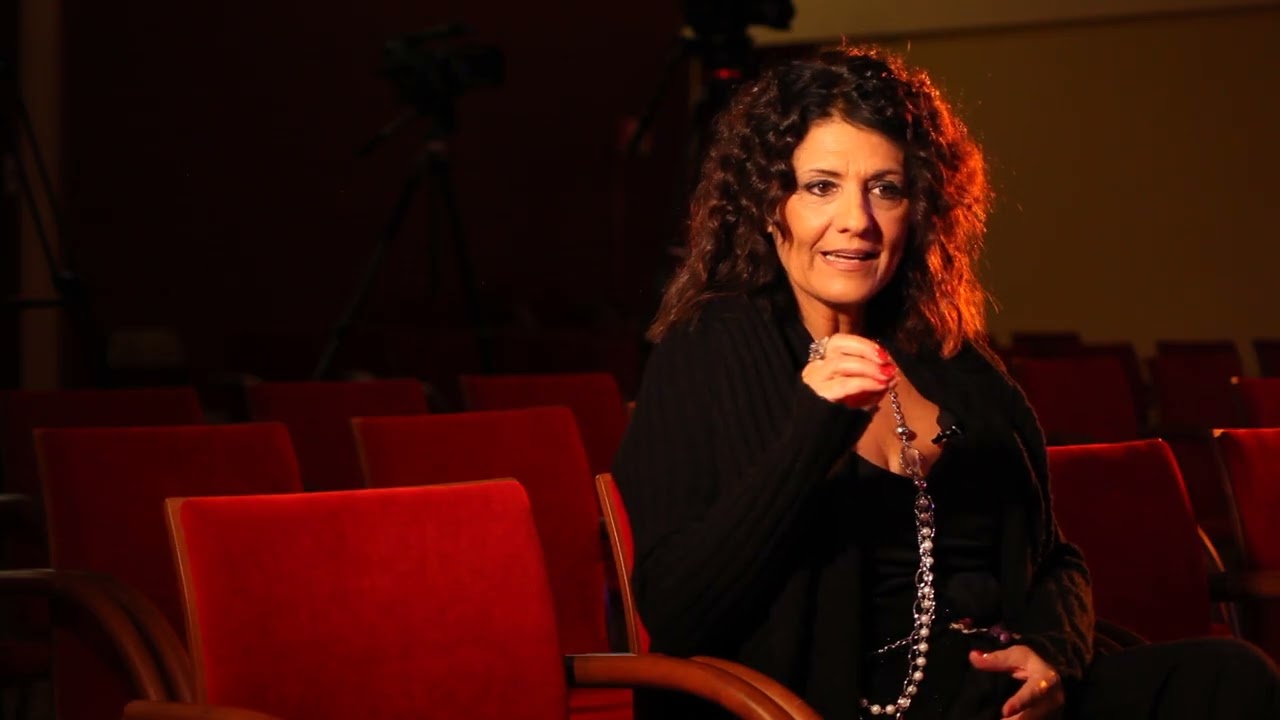 Dietro le quinte del Recital: intervista nel back stage non montata
