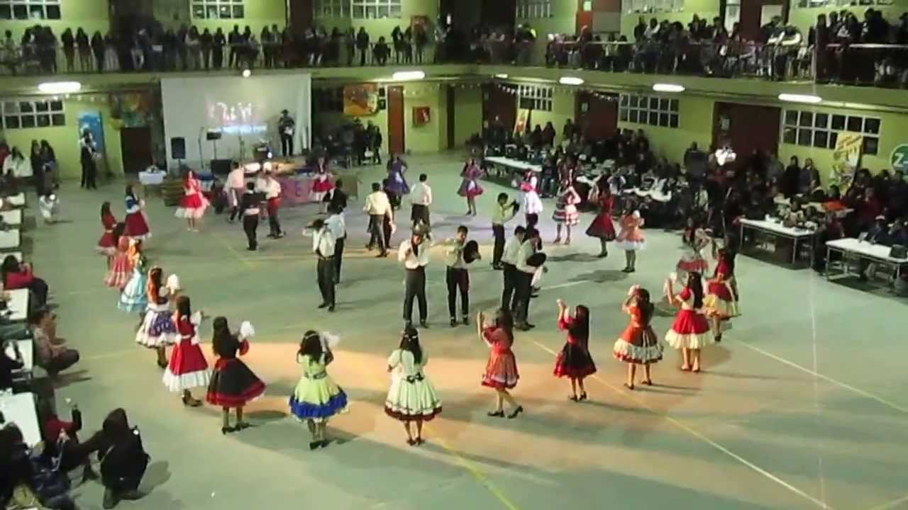 Fantasía de cueca 4to A Colegio Juan XXIII