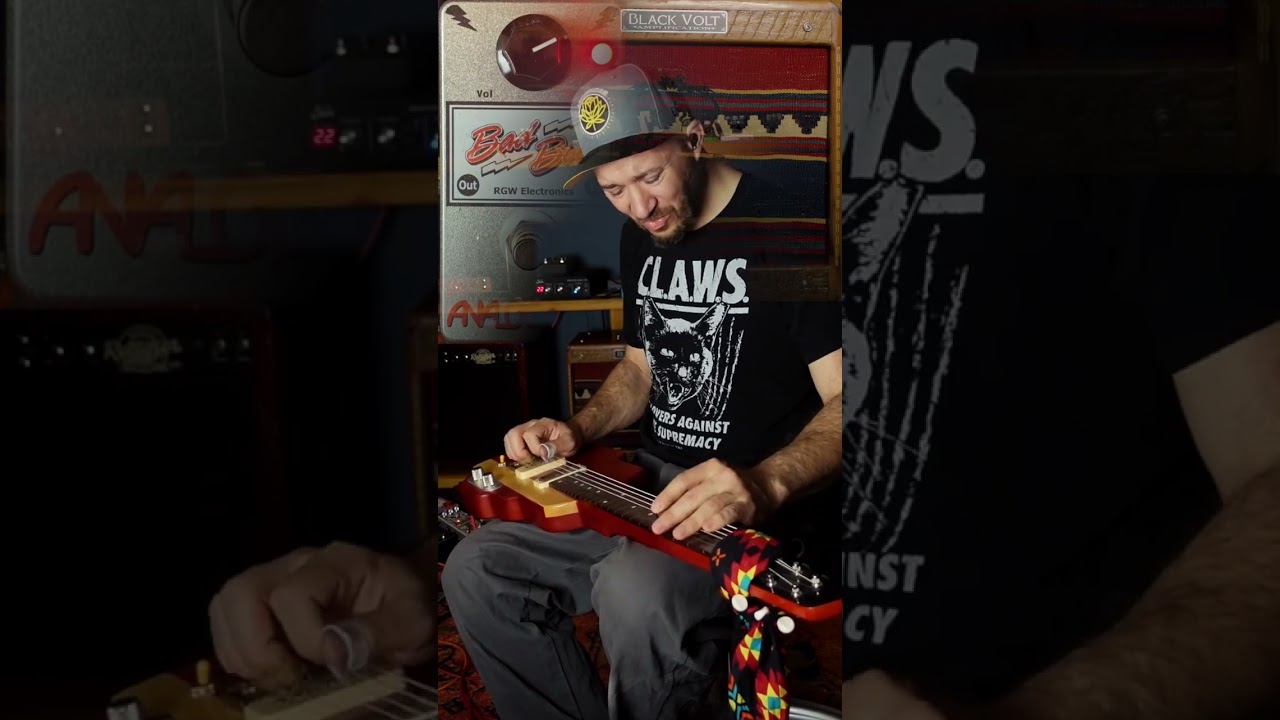 Keepin it sweet #lapsteel #fxpedals #slideguitar #blues