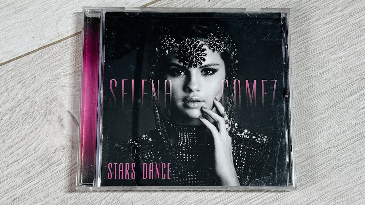 Selena Gomez- Stars Dance (2013) “CD Unboxing”
