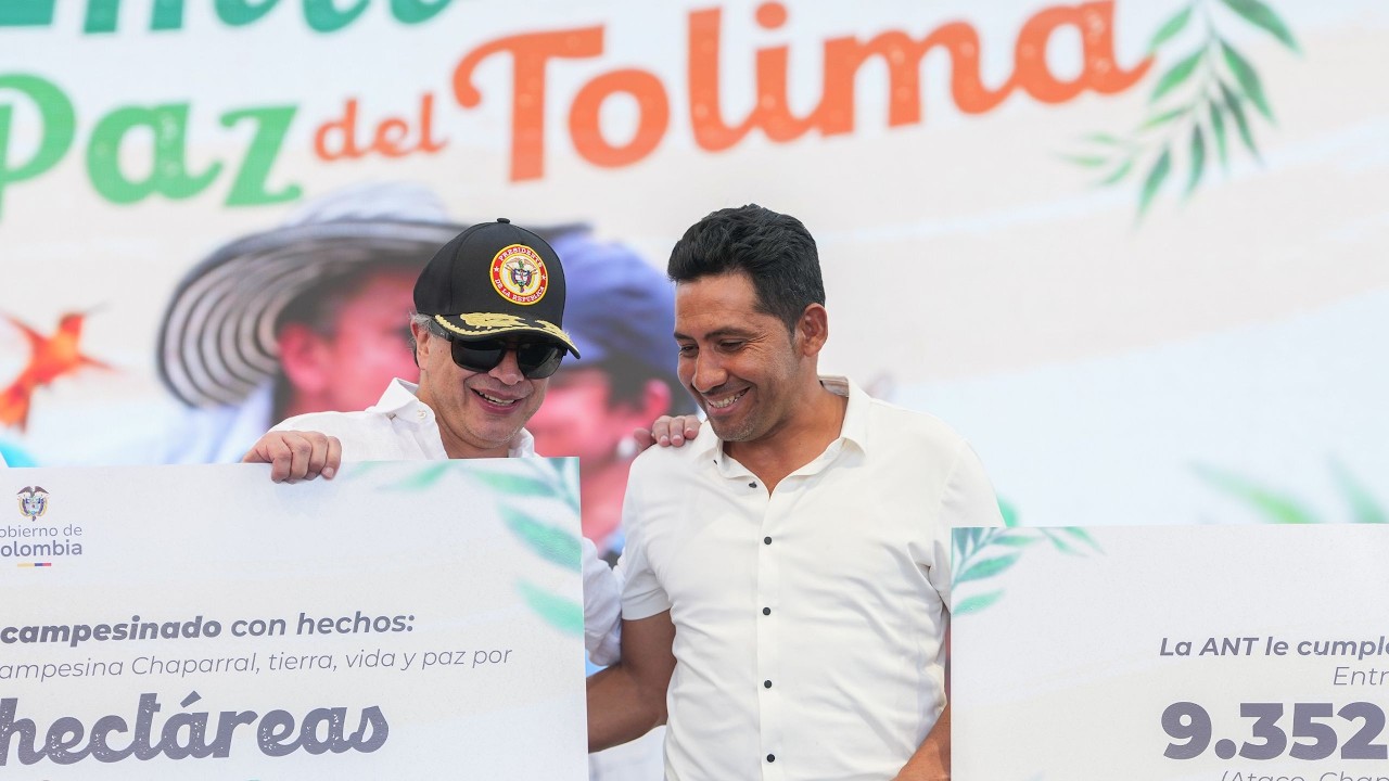 Entregamos a familias campesinas del Tolima 82.000 hectáreas de tierra