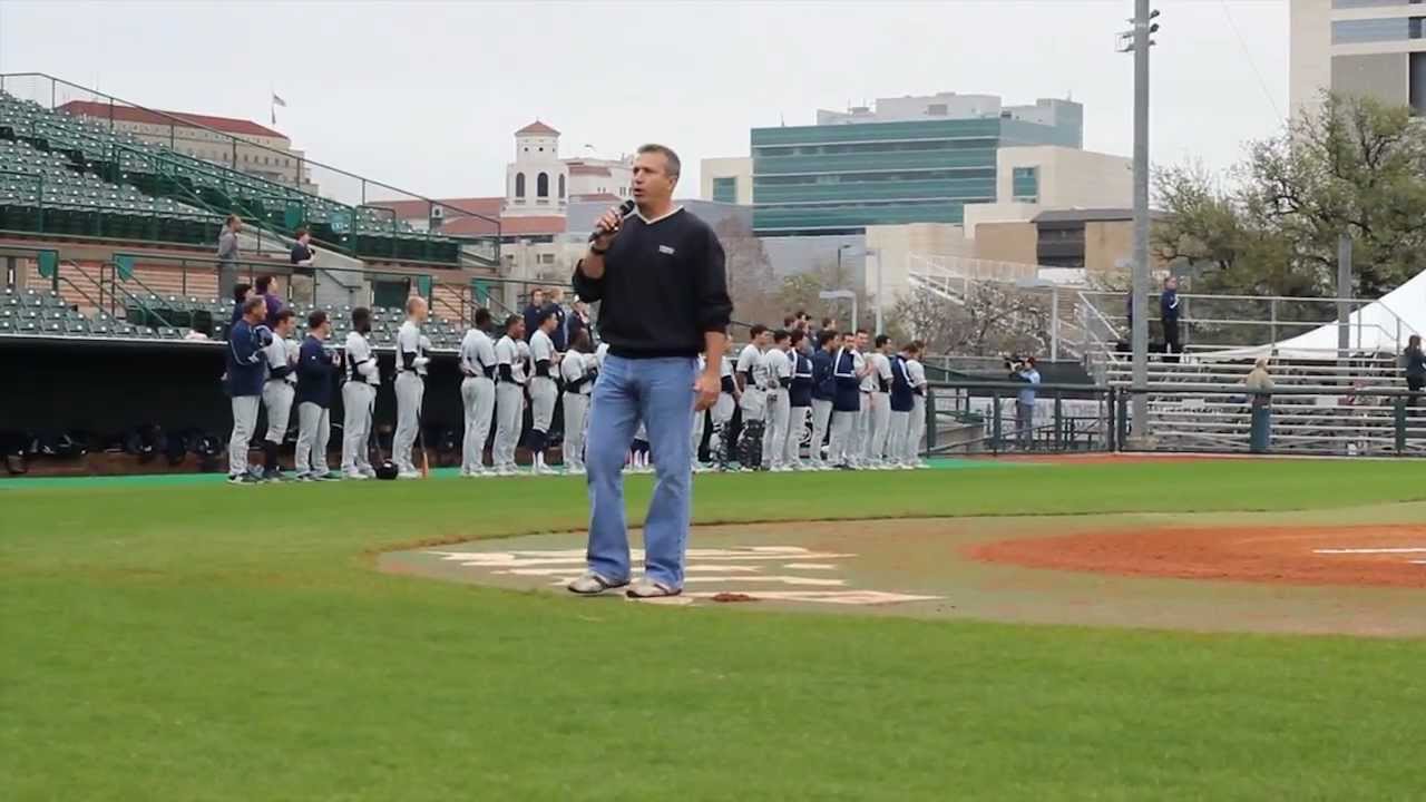 John Granato sings the National Anthem at Rice University