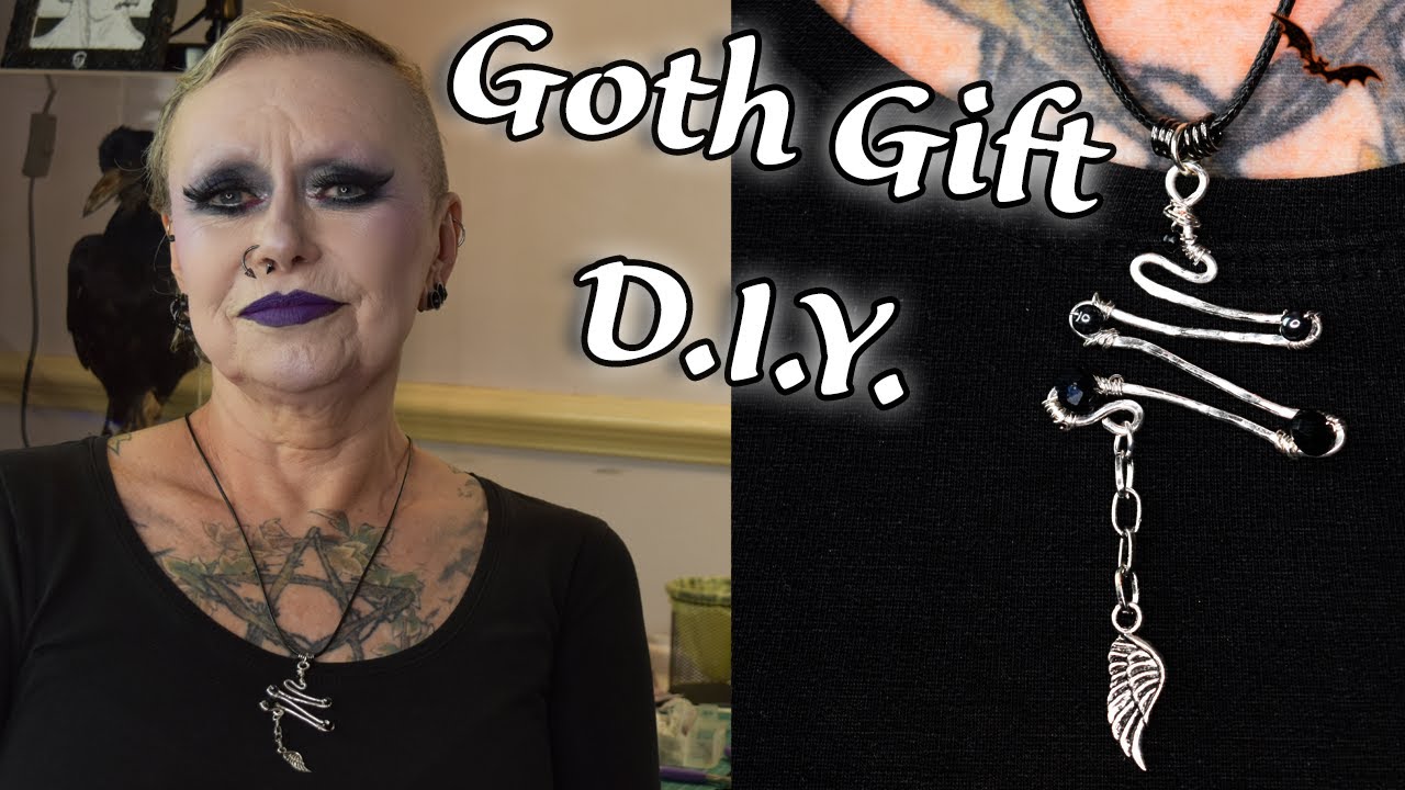 Goth Gift D.I.Y.