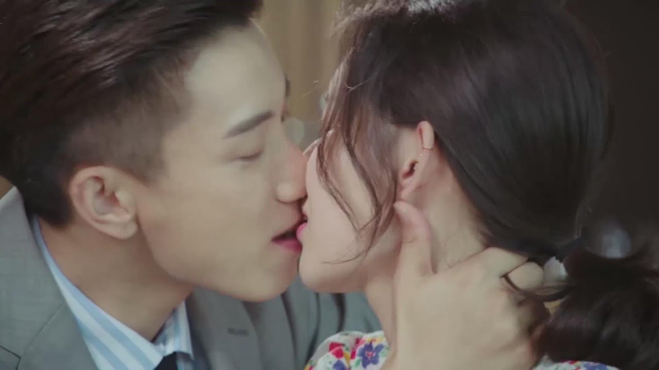 TV Drama💥灰姑娘終於發現霸總有多愛她，解開誤會進入熱戀模式，霸總變身吻妻狂魔！#只是结婚的关系##oncewegetmarried#甜宠#drama#TV