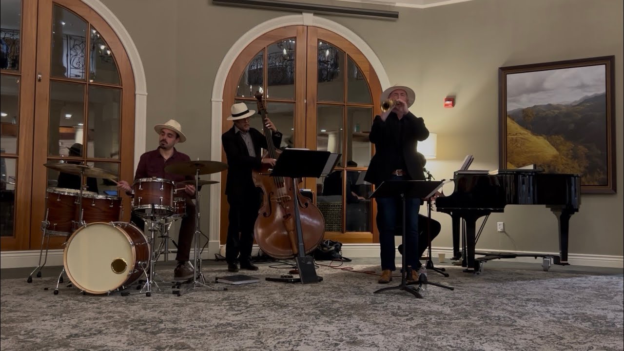 ENCORE: Alone Together - Jazz Standard Rendered with Emphases on Mood and Storytelling