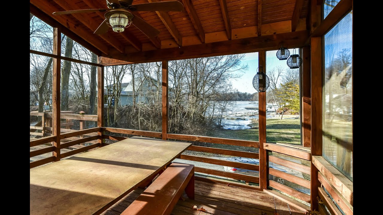 Indianapolis Real Estate Agent: 🏡 Lake-view living in Cicero!