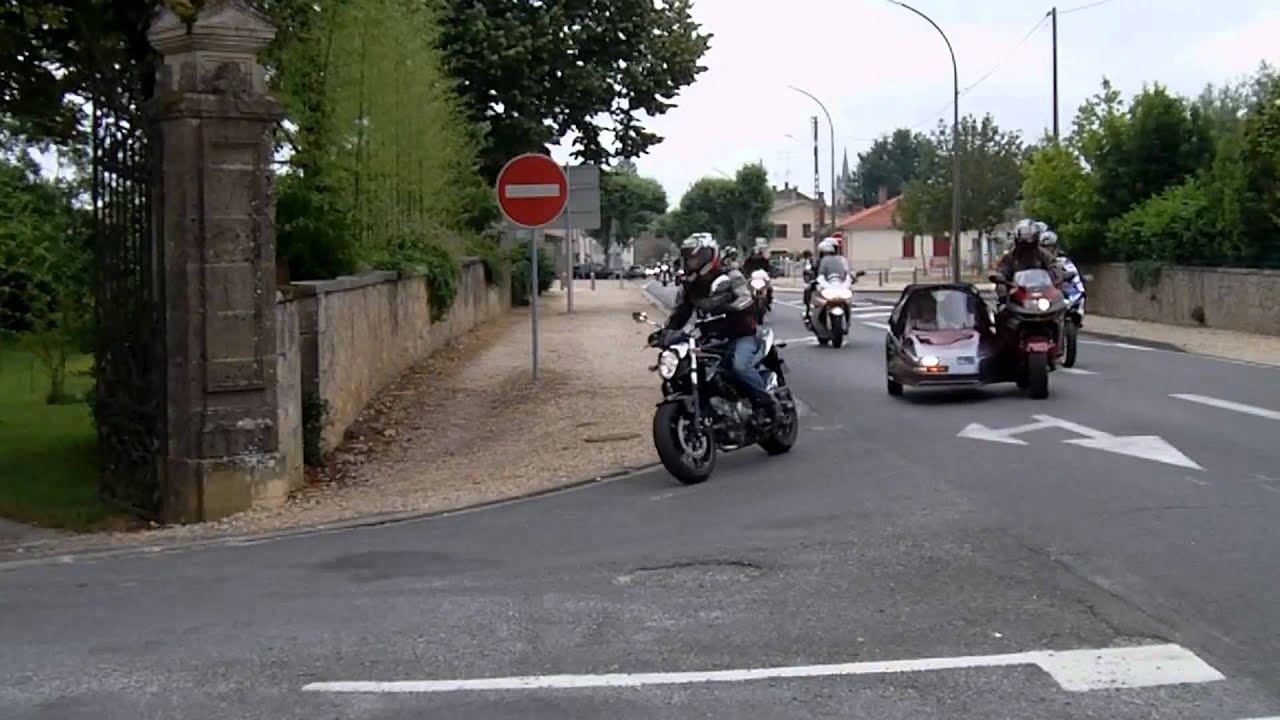 Concentration  moto de La Réole 2011 - partie 02 - à Bazas
