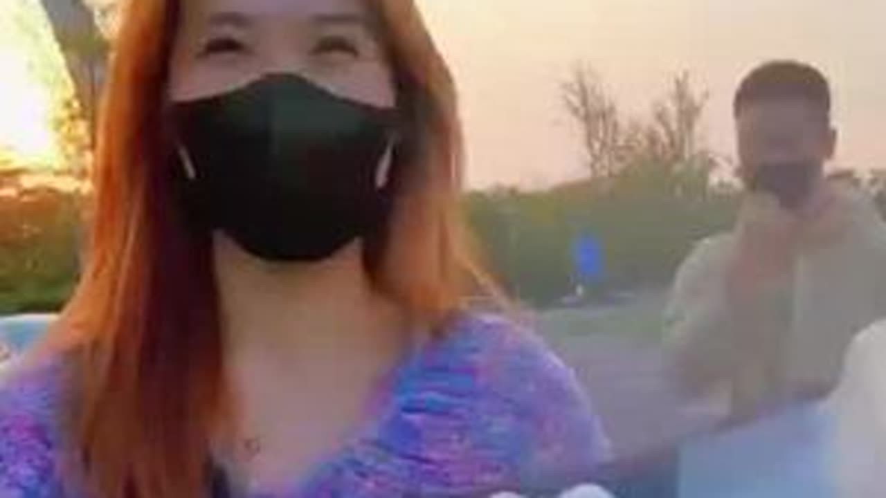 深夜路边遇到的爱情#缘分 #遇见她 #爱情 #瓜子二手车