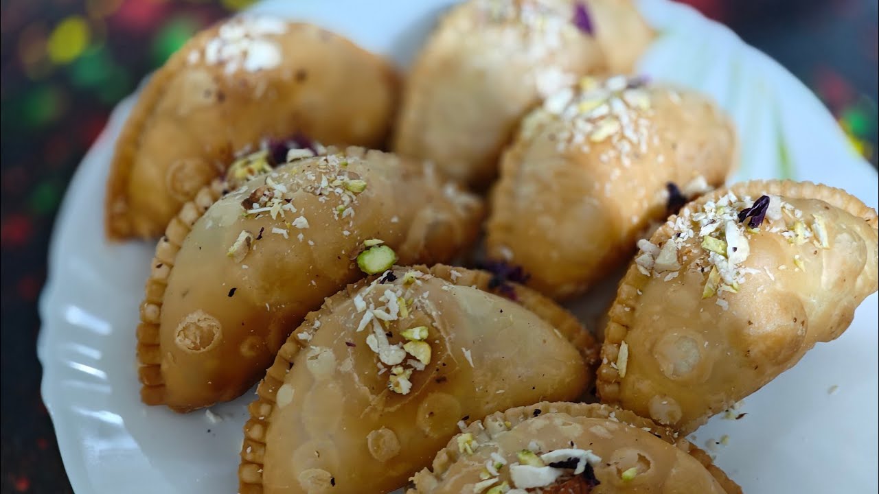 Mawa Gujiya holi special #gujiya #holi #youtube #holirecipes #food #holispecial #gujiyarecipe #easy