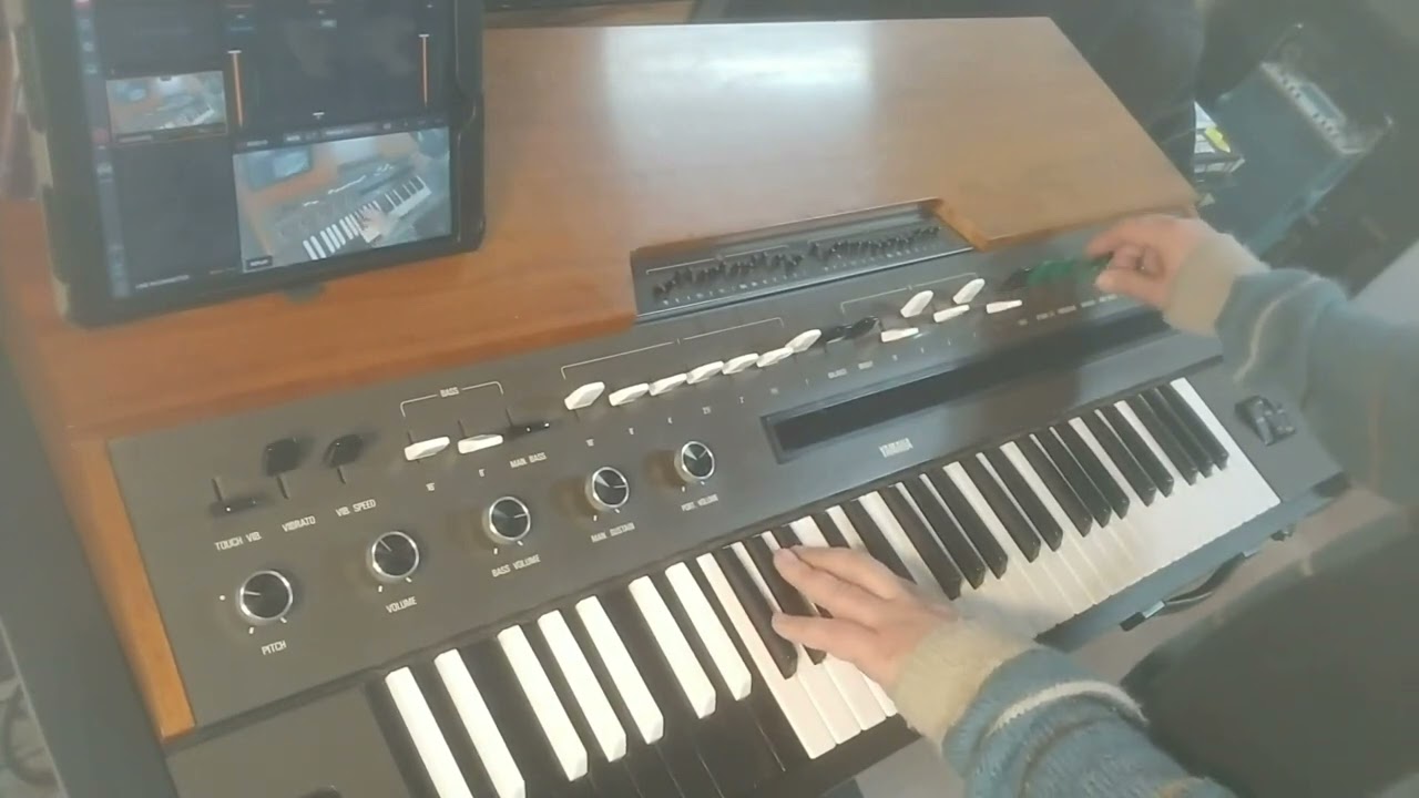 Yamaha YC-30 Combo Organ rare transistor organ from 1970