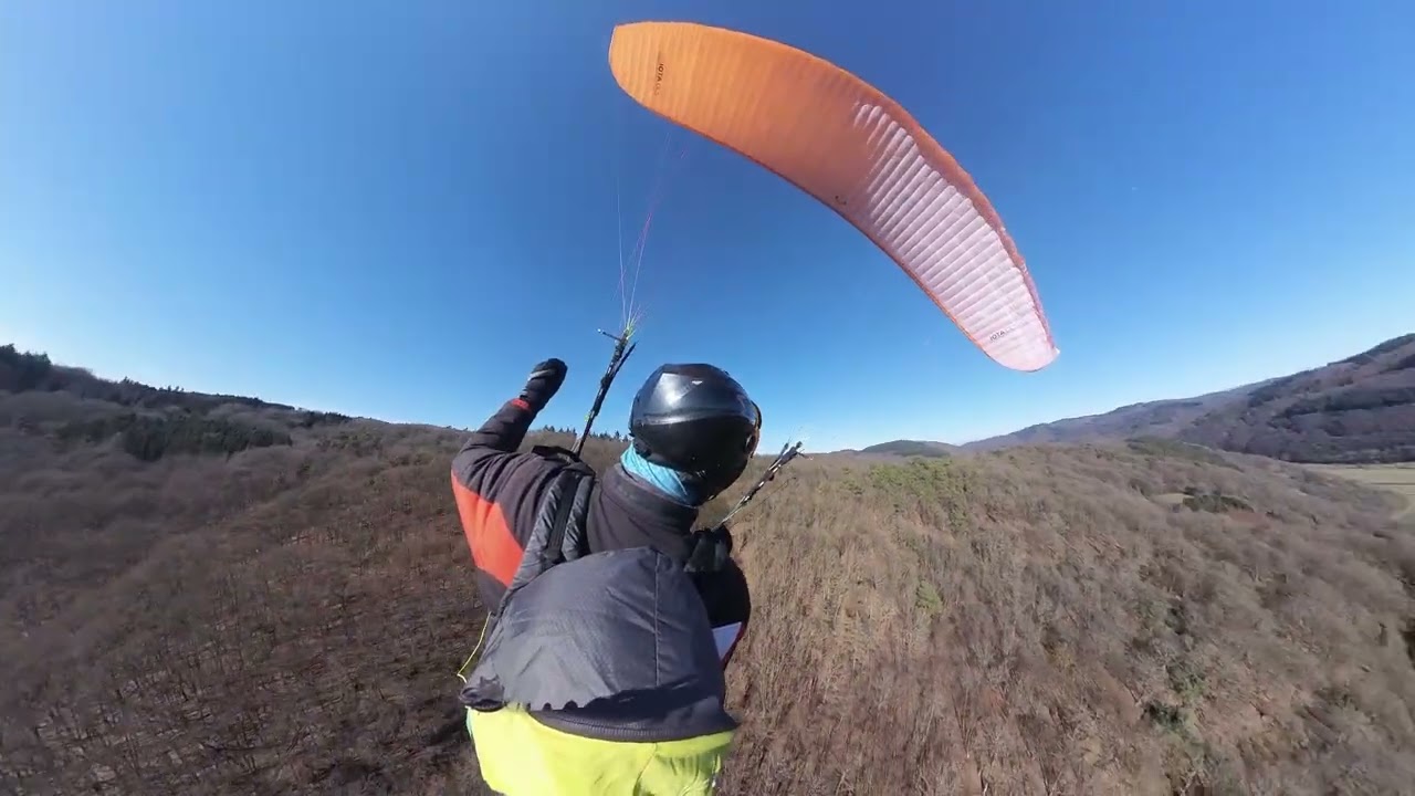 Paragliding Hönningen an der Ahr am 25.2.2026 bei vorfrühlingshaften Bedingungen
